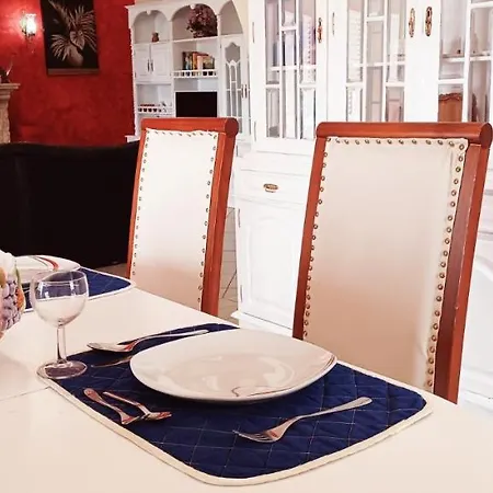 Willa Paraiso Spacious And Central To Enjoy Best Beaches Ac Wifi Garden Pool *