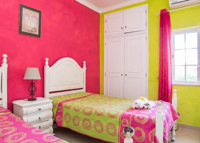 Paraiso Spacious And Central To Enjoy Best Beaches Ac Wifi Garden Pool Albufeira