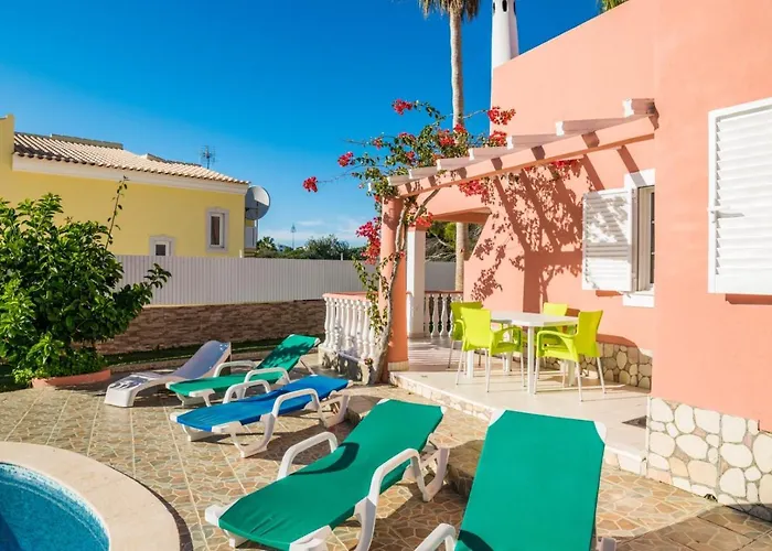 Paraiso Spacious And Central To Enjoy Best Beaches Ac Wifi Garden Pool Villa Albufeira