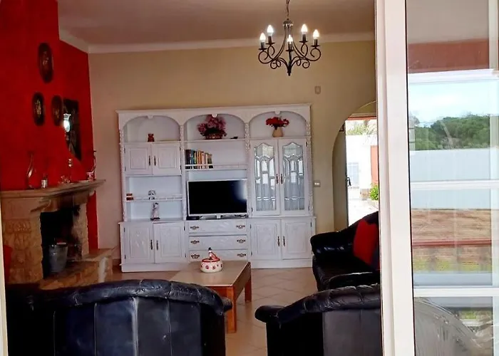 Paraiso Spacious And Central To Enjoy Best Beaches Ac Wifi Garden Pool Albufeira