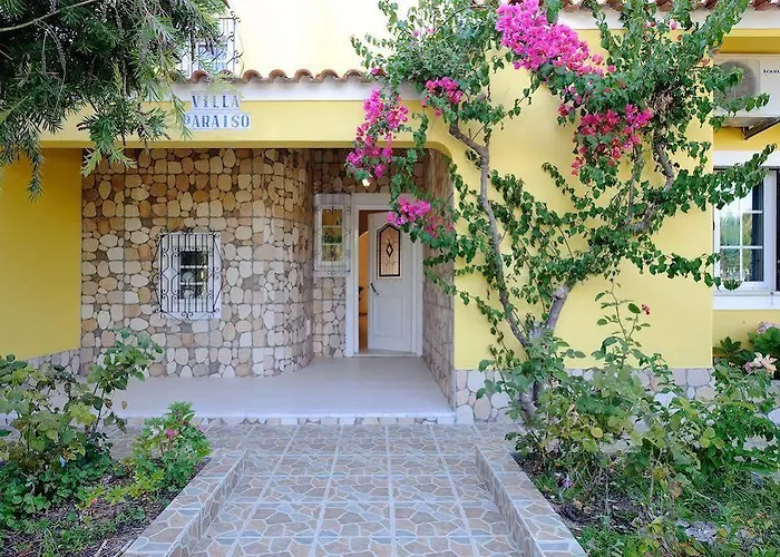 Paraiso Spacious And Central To Enjoy Best Beaches Ac Wifi Garden Pool